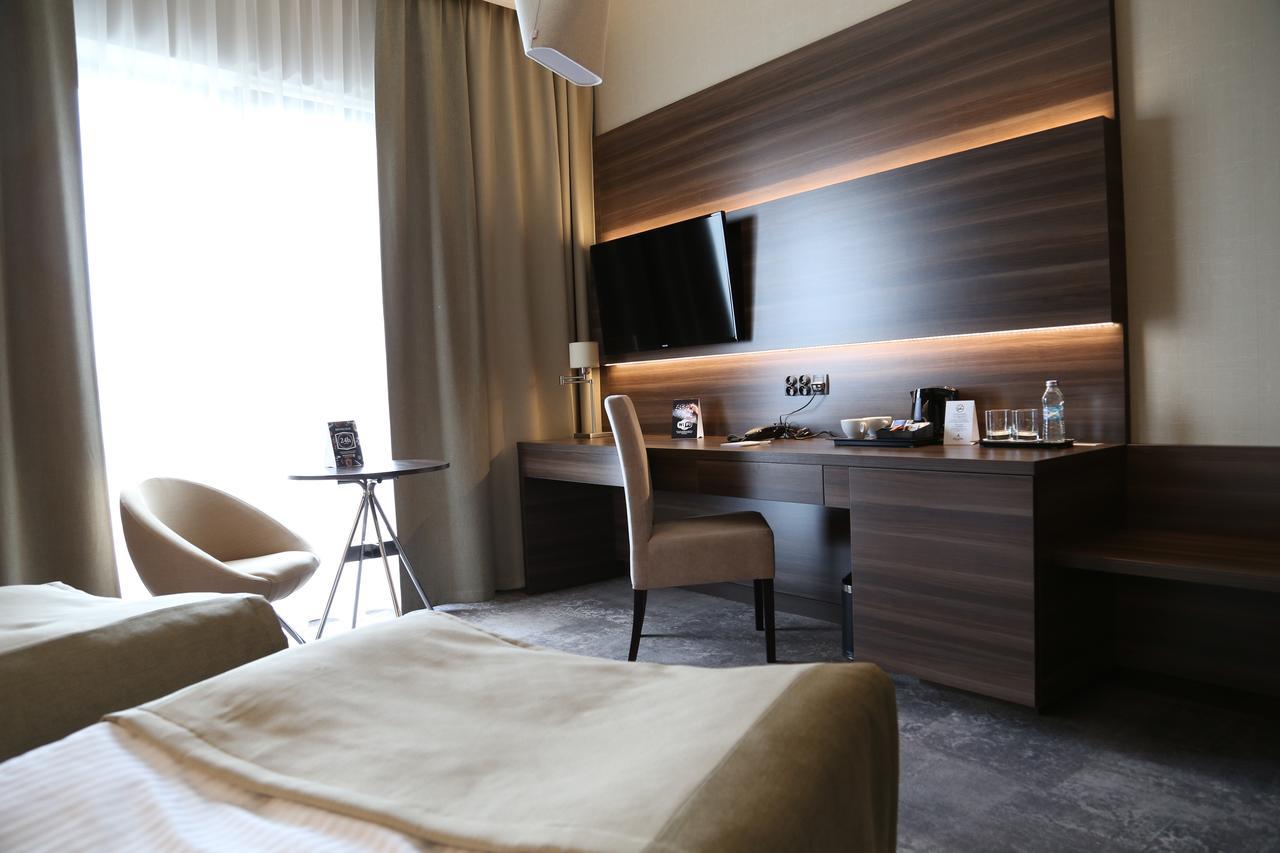 Hotel Atlanta Stare Jeżewo Kültér fotó